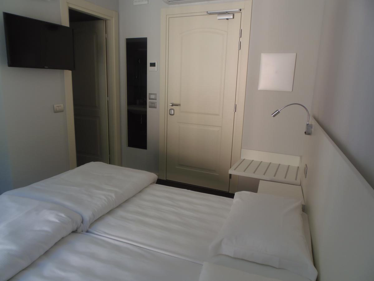 Albergo Dongo Exteriér fotografie