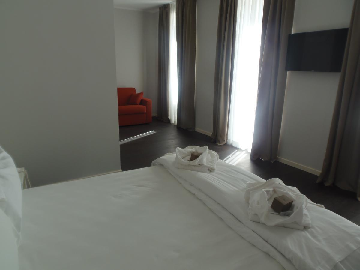 Albergo Dongo Exteriér fotografie