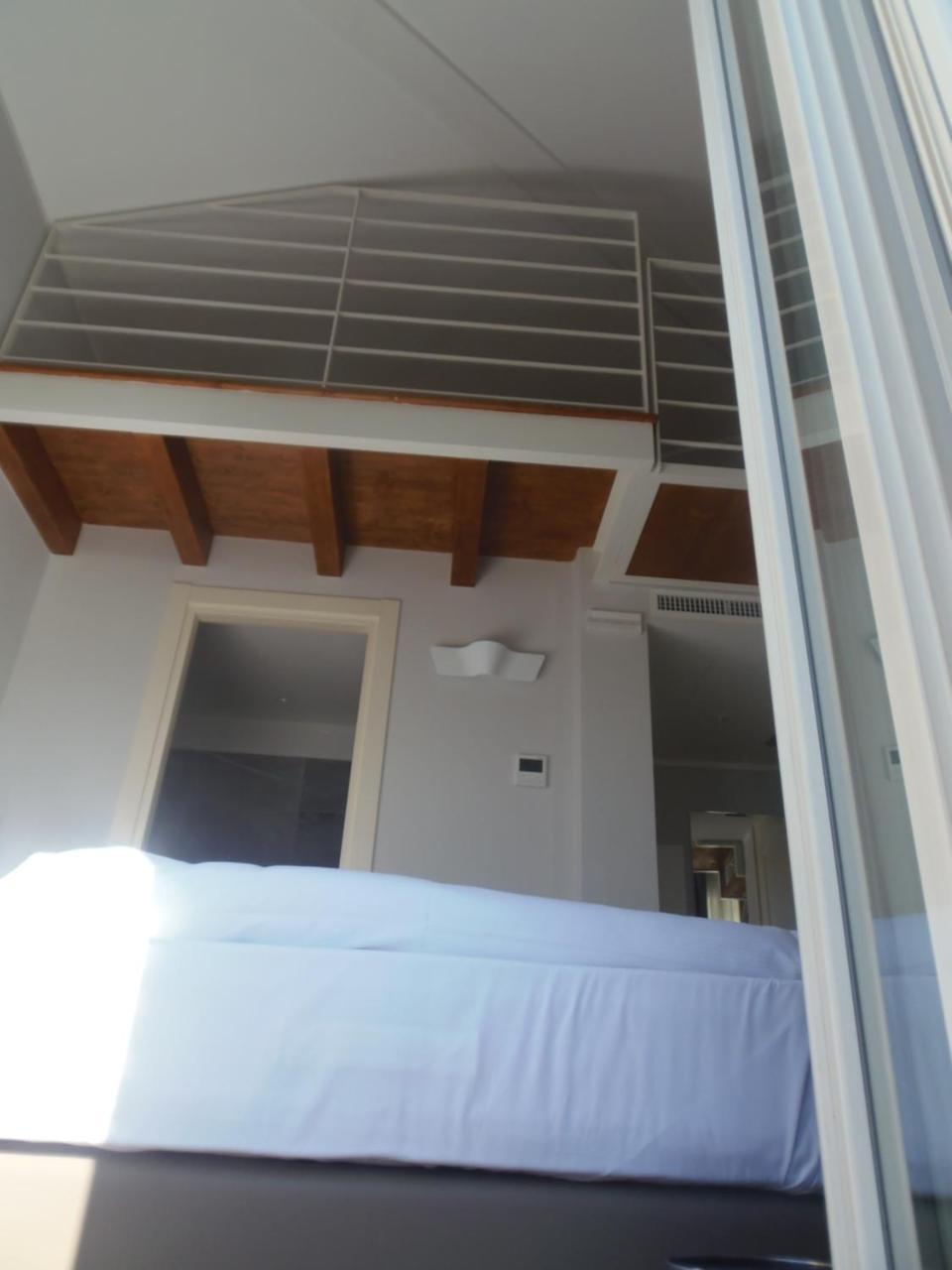 Albergo Dongo Exteriér fotografie